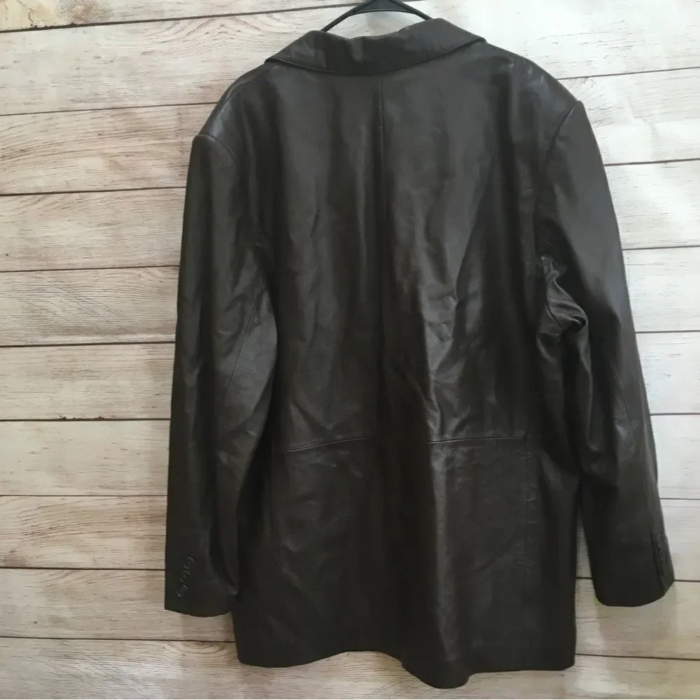 ROUNDTREE‎ AND YORKE BLAZER IN BROWN LEATHER